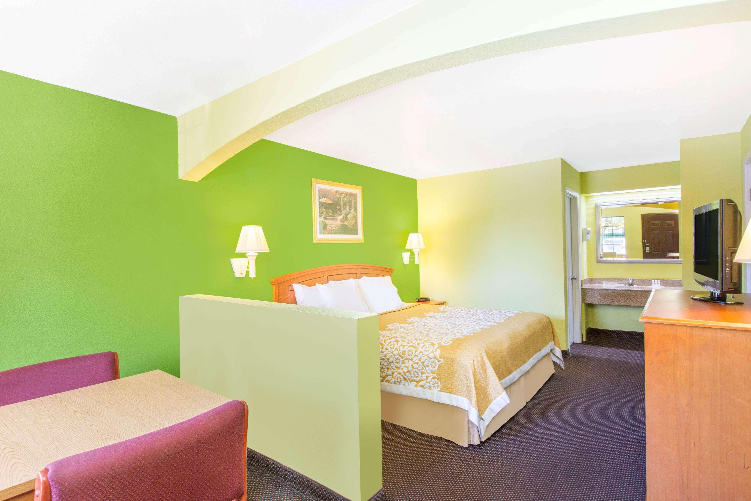 Days Inn By Wyndham Fulton Εξωτερικό φωτογραφία